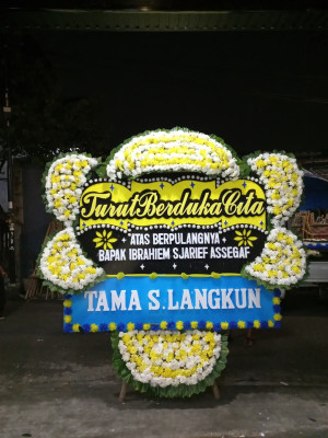 Papan Bunga Duka di Pakowa