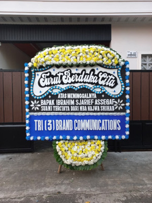 Papan Bunga Duka di Pakowa